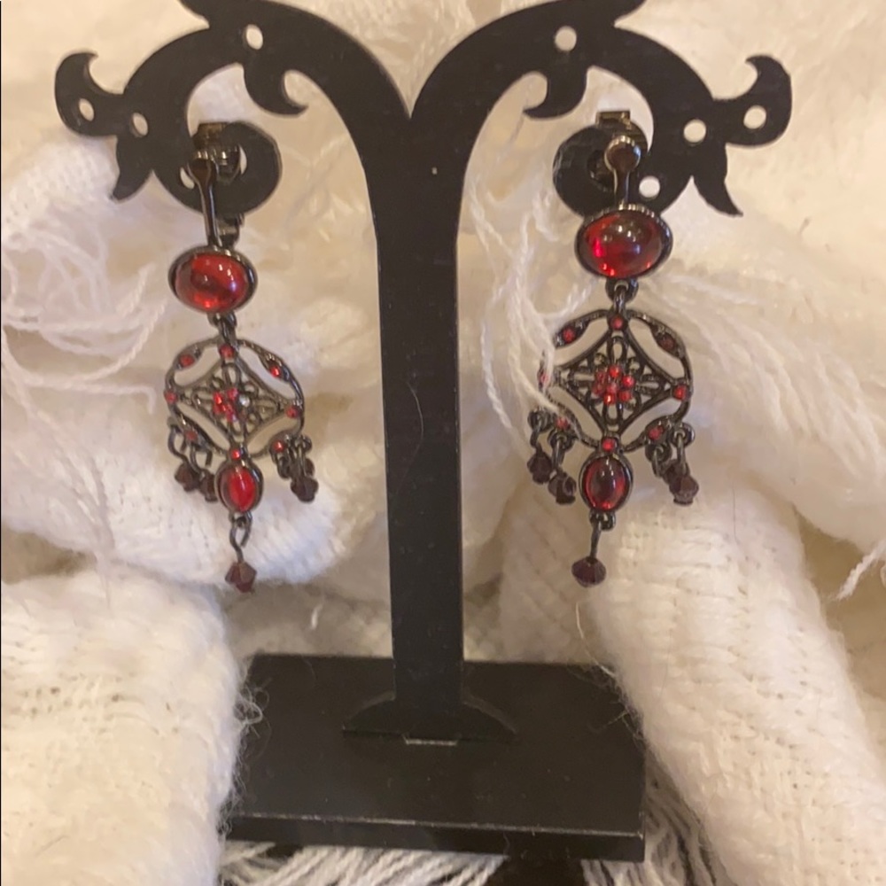 Vintage Nordstrom Ruby chandelier clip on earrings.